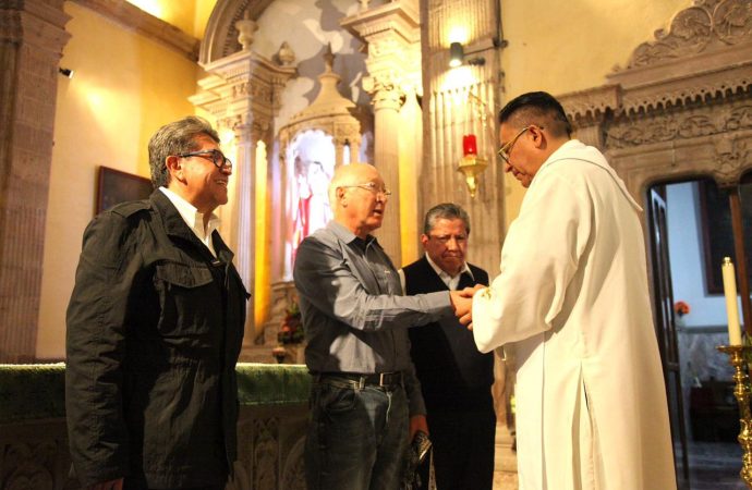 Monreal y Ken Salazar visitan al Santo Niño de Atocha en Zacatecas