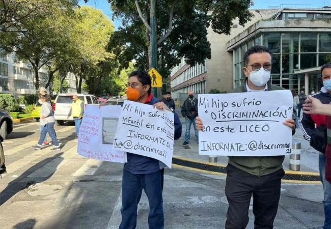 Protestan en el Liceo Franco Mexicano por presunta discriminación