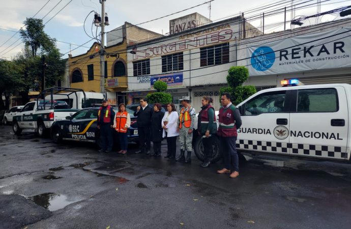 Tras sismo, alcalde de Xochimilco recorre comunidades