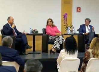 Seguridad jurídica a inversión, plantea Monreal ante empresarios de Querétaro
