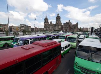 ONG acusa que transportistas en CDMX sufren violaciones a sus derechos humanos