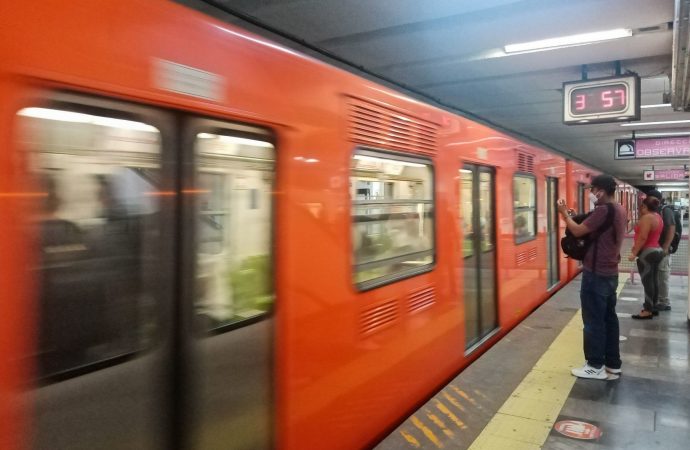 Denuncian que el Metro no da equipos de monitoreo de trenes a sus conductores