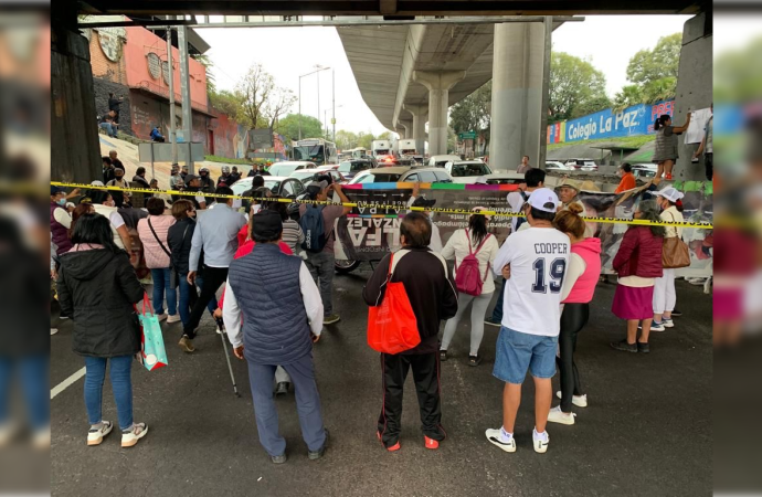 Por omisión de Alfa, bloquean la México – Cuernavaca; exigen agua