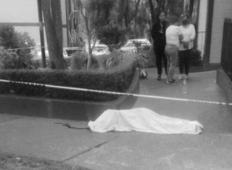 Joven se arroja de edificio tras discutir con su pareja en Lomas de Sotelo en MiH