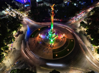 Alumbra GCDMX monumentos históricos con colores del Mundial 2026