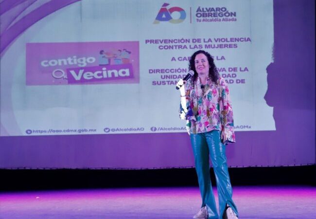 Entrega Mariana Rodríguez Mier y Terán el último apoyo del año a beneficiarias del Programa Contigo Vecina