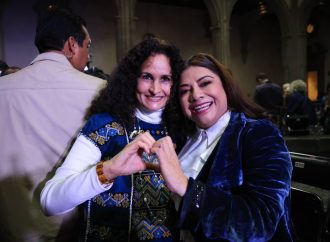 Mujeres del arte apoyan candidatura de Brugada